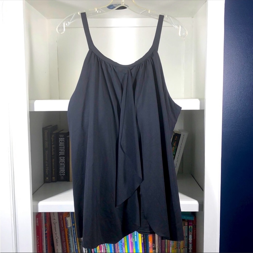 Lands’ End Black Flowy Swim Top Size 22W (Item #550)